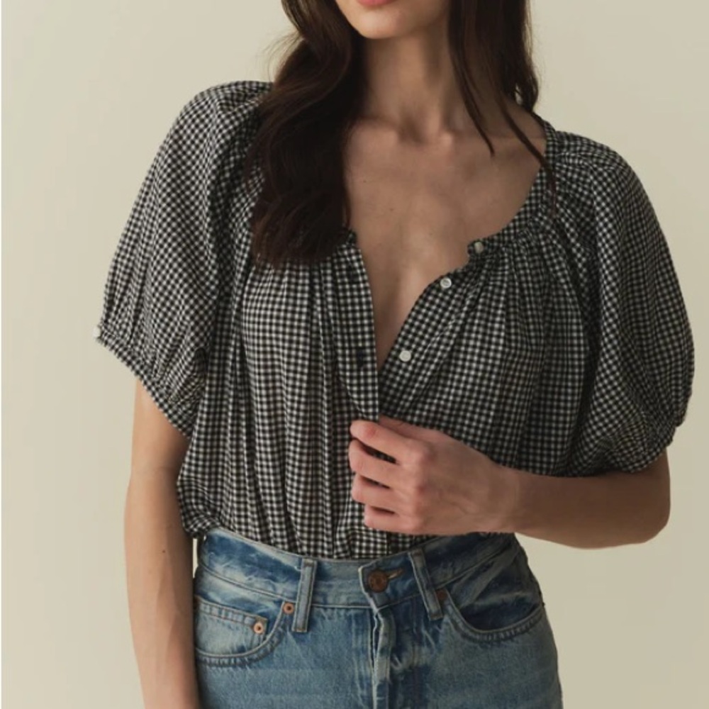 Excellent used condition Dôen June top in gingham! 

*HARD TO FIND!!*